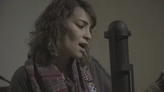 Amapola - Hootenanny 1 Mic - Featuring Gaby Moreno