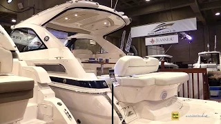 2017 Regal 35 Sport Coupe Motor Yacht - Walkaround - 2017 Montreal Boat Show