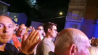 Il concerto di Enrico Ruggeri  e lo spettacolo pirotecnico.