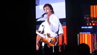 Paul McCartney ''helter skelter'' with Bob Weir and  Gronk.Fenway park.Boston,Ma. 7-17-16