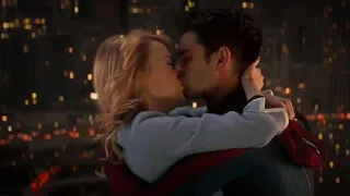 Amazing Spiderman Movie All Kissing Scenes |  Emma Stone and Andrew Garfield