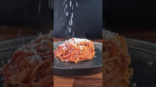 ZABÓJCZE SPAGHETTI ALL'ASSASSINA