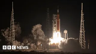 Nasa launches Artemis Moon rocket - BBC News