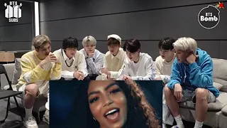 BTS reagindo a one love