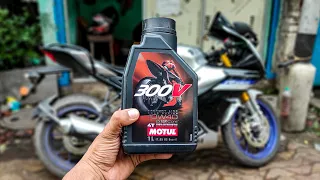 Motul 300V 100% Synthetic Engine Oil | Better than Yamalube ?