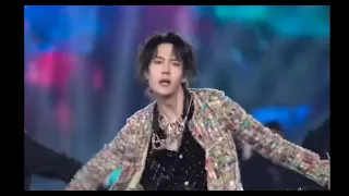 Wang Yibo Rules of the World FanCam 王一博 我的世界守则 跨年 2021 首次表演