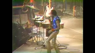 Earth, Wind & Fire Let's Groove 1981 LIVE