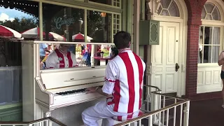 CELEBRITY Disney Pianist At Casey's Corner Ragtime
