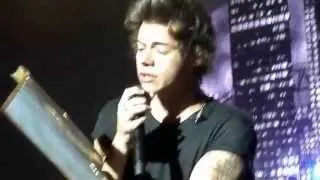 Last first kiss One Direction Madrid 24-05-2013 Harry