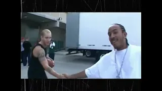 Eminem - Sing For The Moment(перевод)