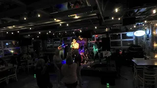 Arch Angel covers "Sweet Child of Mine" at Del Rio 6 30 23