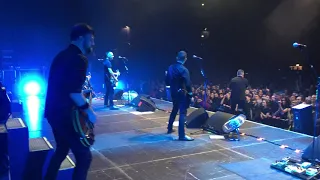 DROPKICK MURPHYS "Amazing grace" (Le Zenith - Paris 09/02/2020)