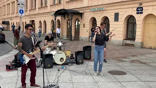 Уличные музыканты в центре Санкт-Петербурга 6