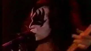 KISS-DRESSED TO KILL (FULL COMPLETE-VIDEO PROMO-1975).