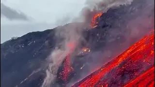 Лавопад на острове Ла-Пальма, Канарские острова.