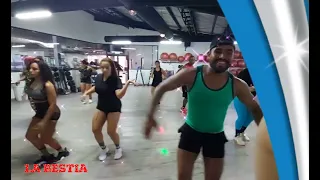 La diabla / Alex Sensation - Nicky Jam/ coreografía / La Bestia