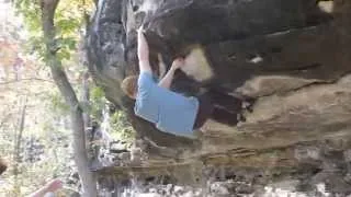 Bouldering Peters Branch - Jabba the Hutt V4