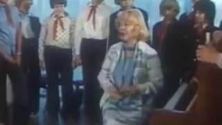 Songs children of the Soviet Union. "Winged swing"/Песни детей СССР. "Крылатые качели"