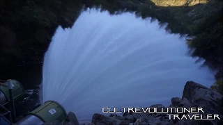 Dique San Roque chorro de descarga - Cordoba Argentina - close video dam water funnel & spillways