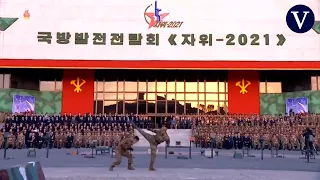 Kim Jong Un disfruta de una demostración de artes marciales extremas