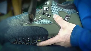 The process of making Handmade mountaineer's shoes made with 1,000 touches