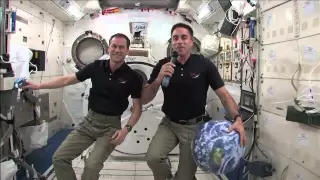 ISS ASTRONAUTS DISCUSS THE CHALLENGE OF LIVING IN SPACE WITH MEDIA REPRESENTATIVES