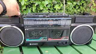 HITACHI W24E STEREO CASSETTE RECORDER IN EXELENT WORKING ORDER.