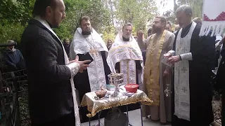 ПАНИХИДА И ОСВЯЩЕНИЕ КРЕСТА на могиле арх Симона 24.09.2019