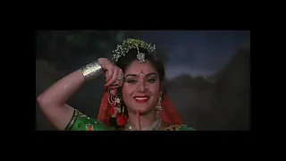 Meenakshi Sheshadri in hindi movie Amba 1990/ Минакши в "Деревенской истории" 1990г.