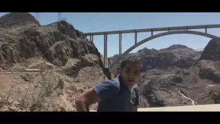 Barrage Hoover Dam Collapse from San Andreas