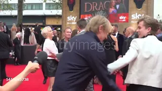 Funny Rhys Ifans, greets Tom Glynn Carney and Ewan Mitchell at the 'House Of The Dragon' premiere 😍🤣