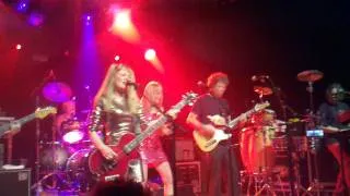 Tom Tom Club & Jerry Harrison playing Psycho Killer