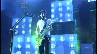 Muse - Plug In Baby live @ Reading Festival 2006 [HD]