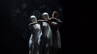 To be yourself | experimental dance performance