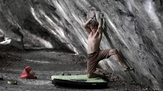 Minimalomania (Fb8C/8C+ trav.) - The new boulder traverse test piece in Lindental