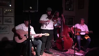 Sinti Gypsy Jazz Manouche - Mike Grenier & Billy Hassli Quartet - Take The a rain