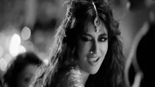 Chitrangada Singh Hot in "Aao Raja" [2K60fps Edited Gray Version]