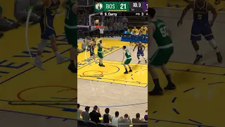 Stephen Curry with a tough layup on NBA 2K24 MyTEAM Mobile