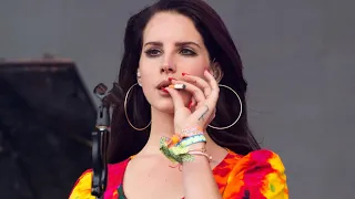 Lana Del Rey - Intro + Cola Live (Glastonbury 2014)