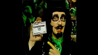 WFLD TV-32 Son of Svengoolie does Elvis & warns Santa Claus for better gifts or use American Abcess.