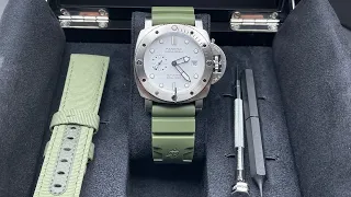 Unboxing Jam Tangan Panerai Submersible PAM01226