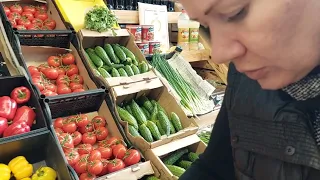 г.Лиски.Продуктовый рынок.