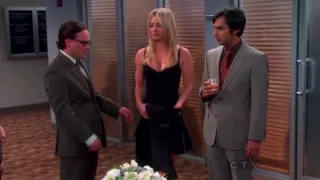 Penny flaunts her body trying to get Leonard tenure at University (Big Bang Theory - S06E20)