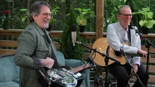 John Hiatt & Jerry Douglas live at Paste Studio on the Road: Nashville