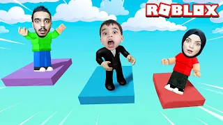 DOĞRU RENK ÜZERİNDE DUR VE KAZAN !! 😱 Roblox Color Block