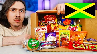 Je teste des snacks de Jamaïque