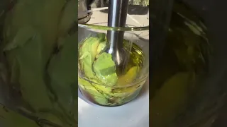 Майонез из авокадо подробнее в Instagram или tik tok ссылки в описании канала