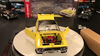 1:18 Scale Diecast Cars 1