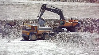 Volvo EC700Blc working in quarry/работа в карьере