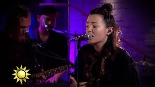 Miriam Bryant - Black car (Live) - Nyhetsmorgon (TV4)